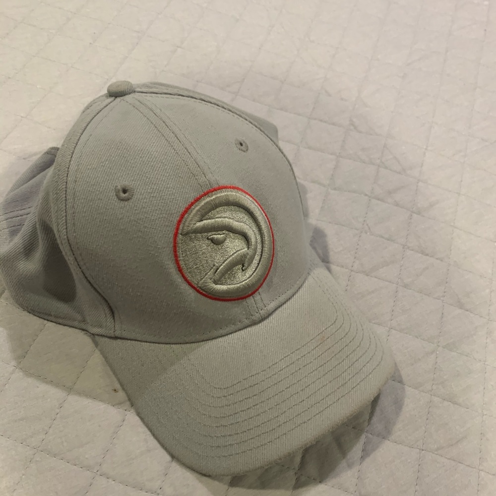 Atlanta hawks hat